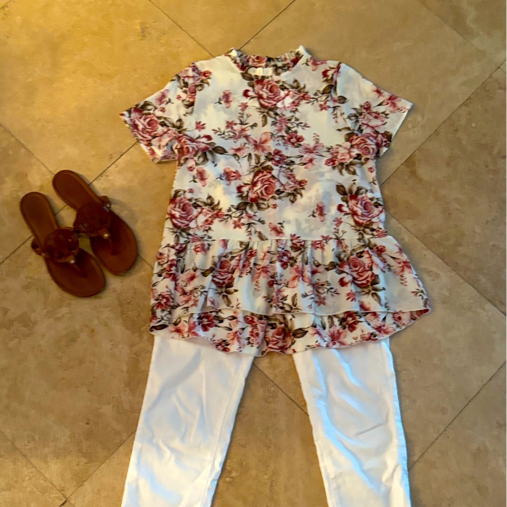 NWT Orange Creek short sleeve floral blouse